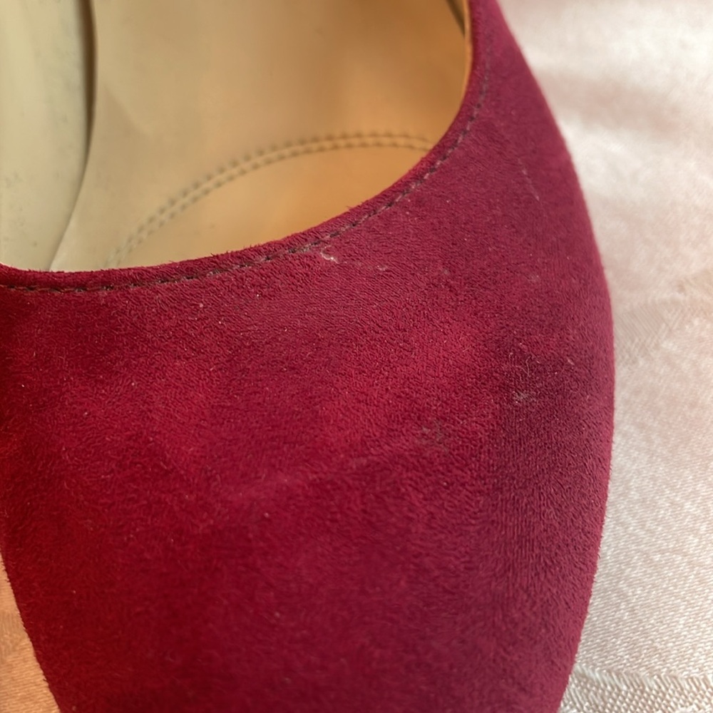 Vintage Unisa Faux Suede Heels - Picture 8 of 8